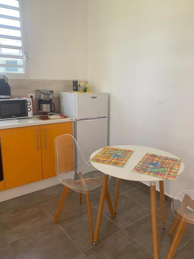 La Caraibe Dans La Station Balneaire Apartment Сен Франсоа Екстериор снимка
